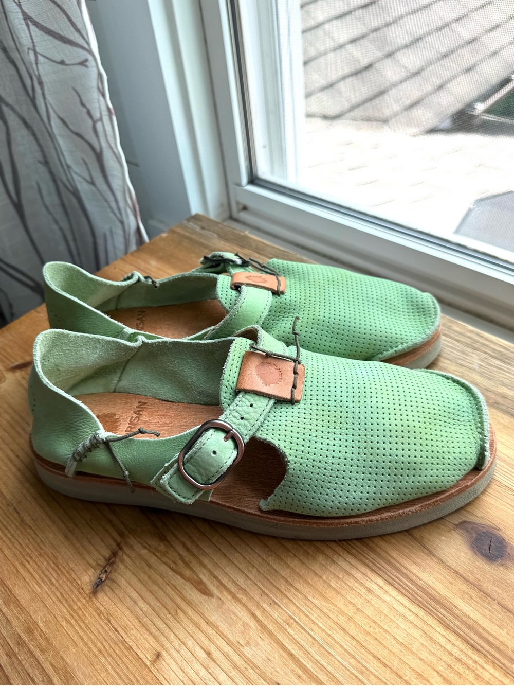 New Satorisan Shoes Benirras Perforated Mary Jane Flats Sage Color Marine EU 40